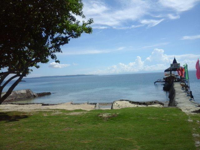 Punta Del Sol Araceli Beach Resort Samal Bagian luar foto
