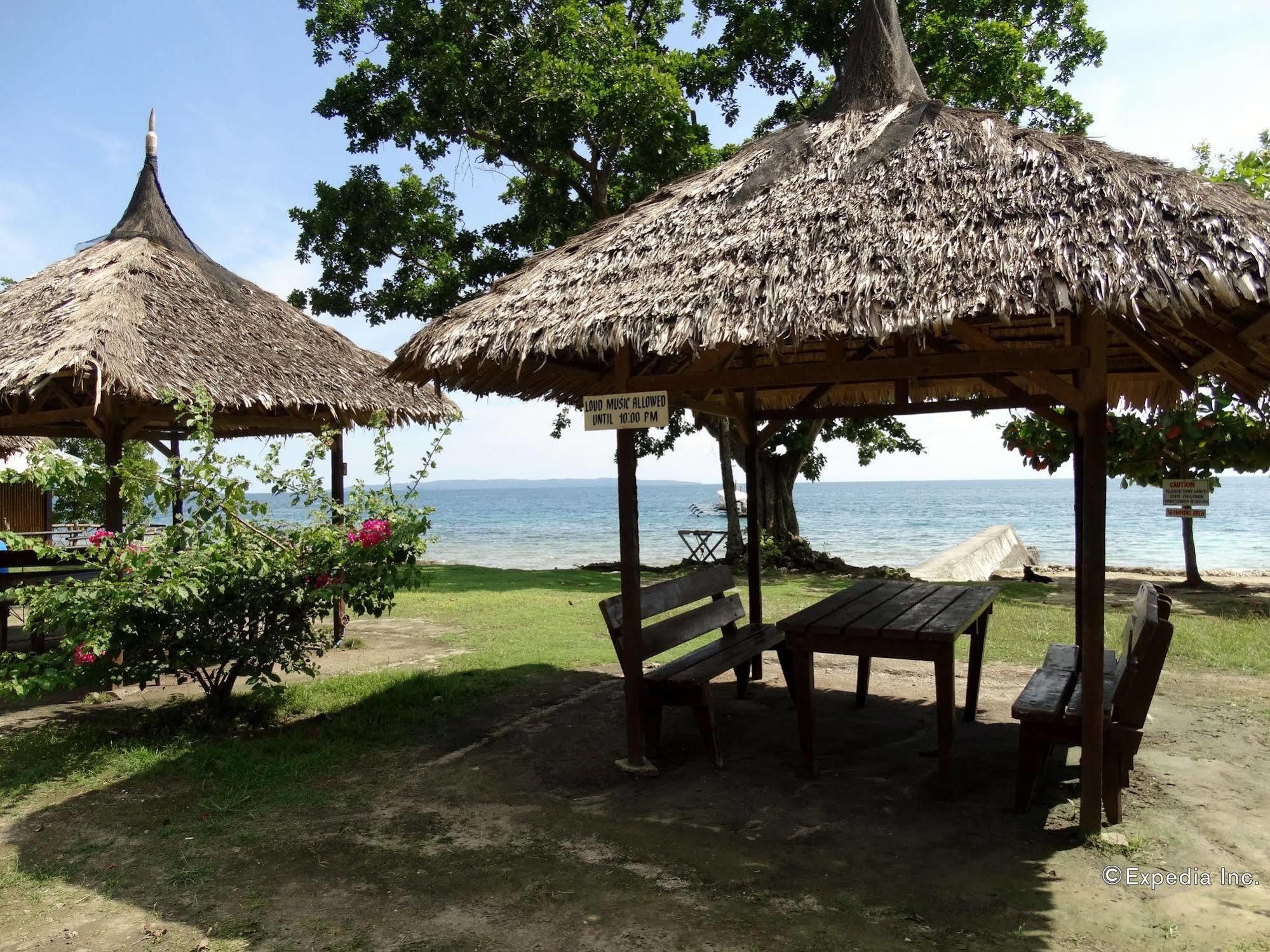 Punta Del Sol Araceli Beach Resort Samal Bagian luar foto