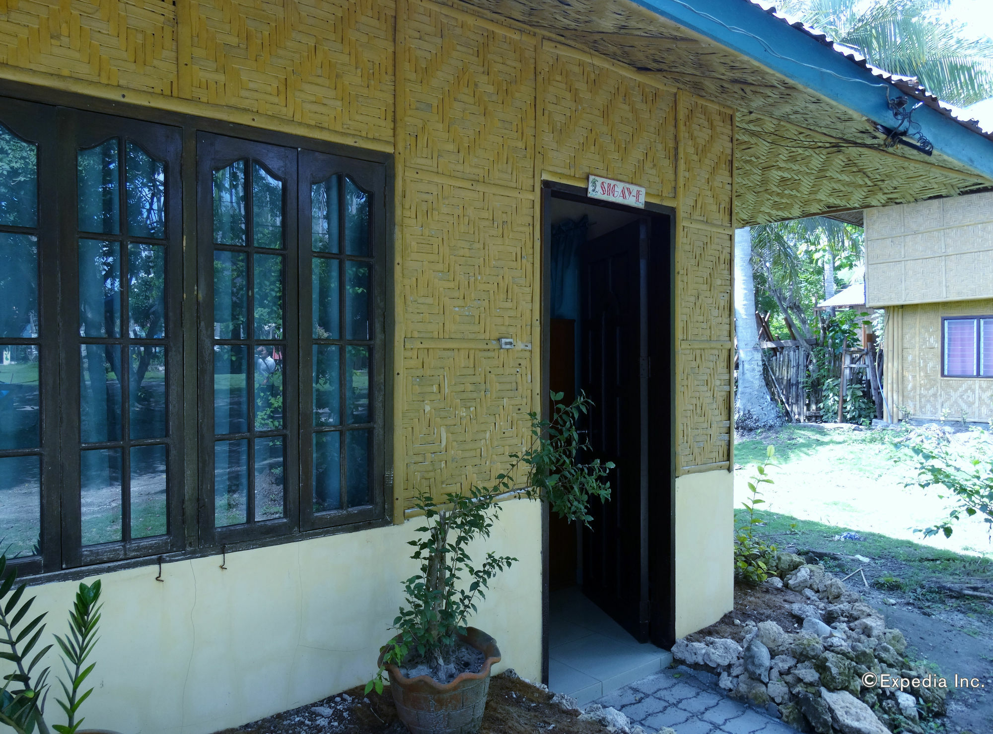 Punta Del Sol Araceli Beach Resort Samal Bagian luar foto